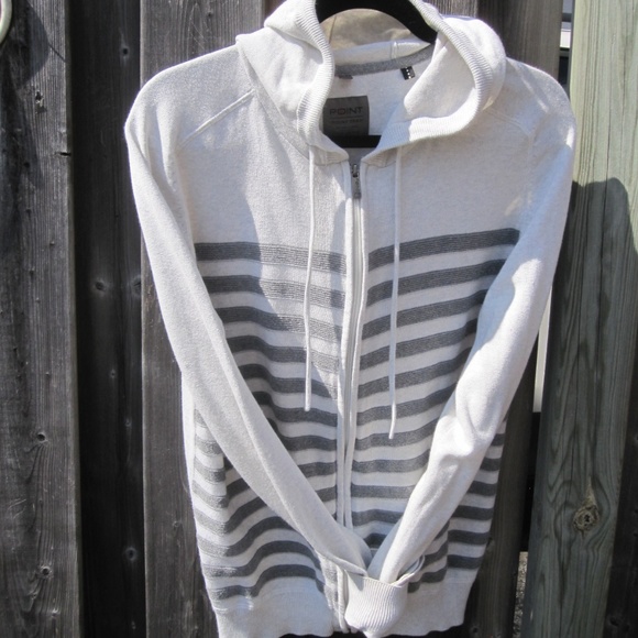 SALE!! Point Zero zip up sweater with hood     4 - Picture 1 of 6